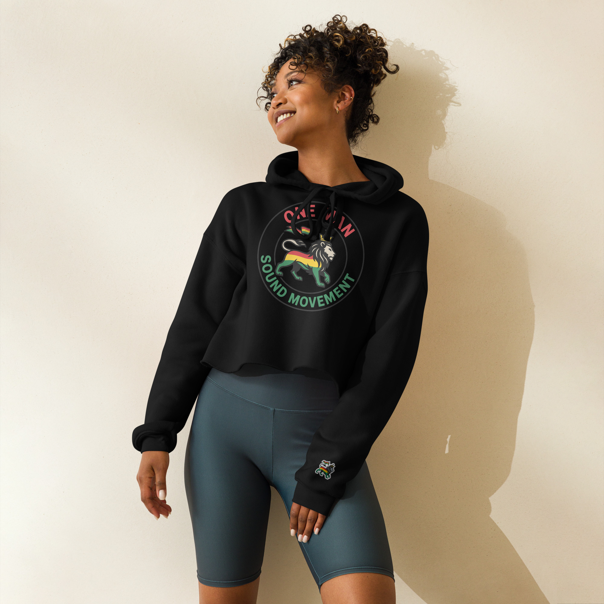 OMSM_Crop_Woman_Support_MiniLion - Image 10
